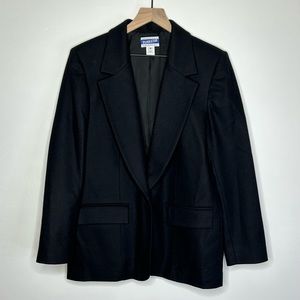Perfect! Vintage Pendleton black wool blazer size 10